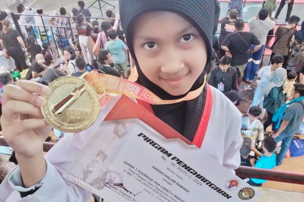 3. Juara 1 Taekwondo